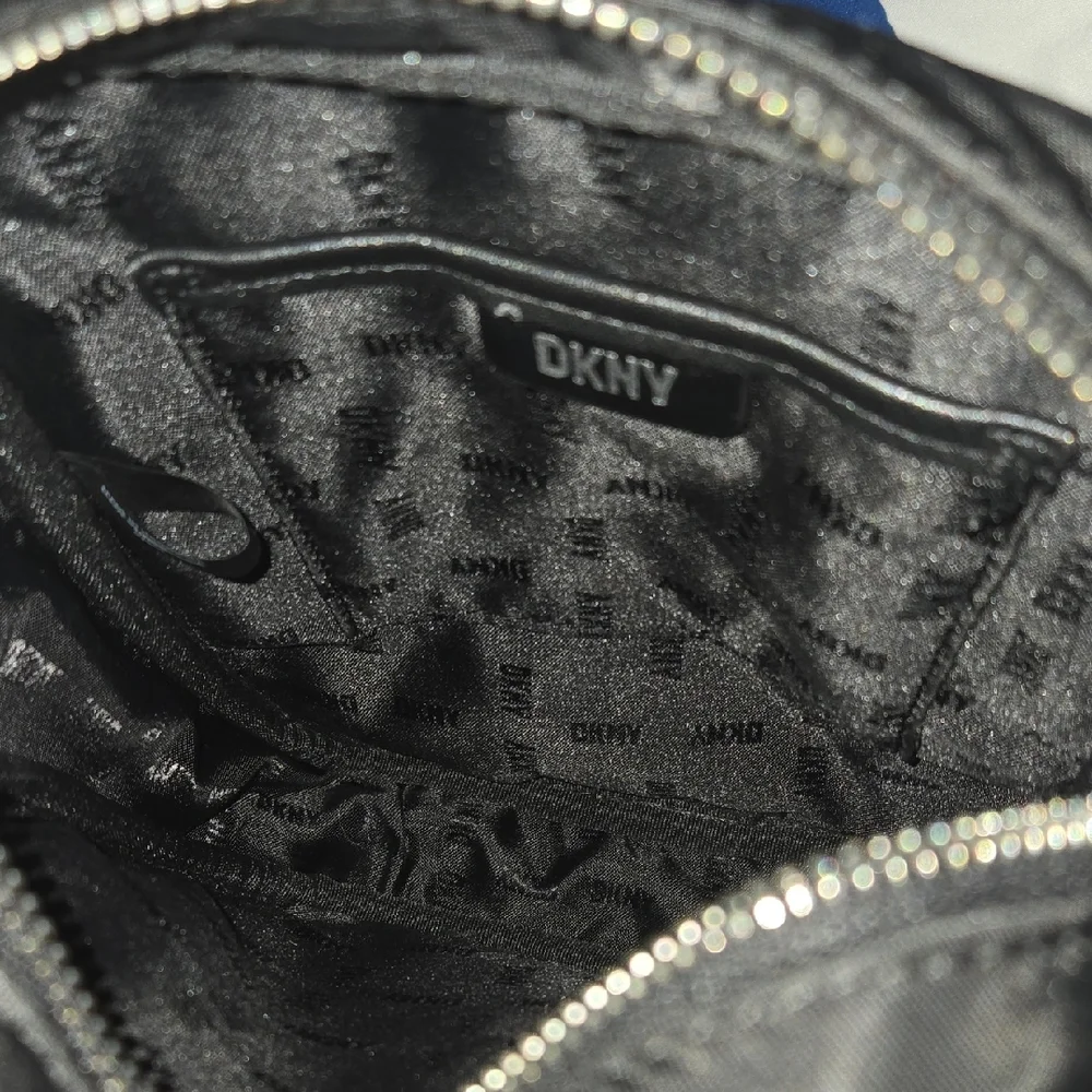 DKNY Men's Black Messenger Bag
